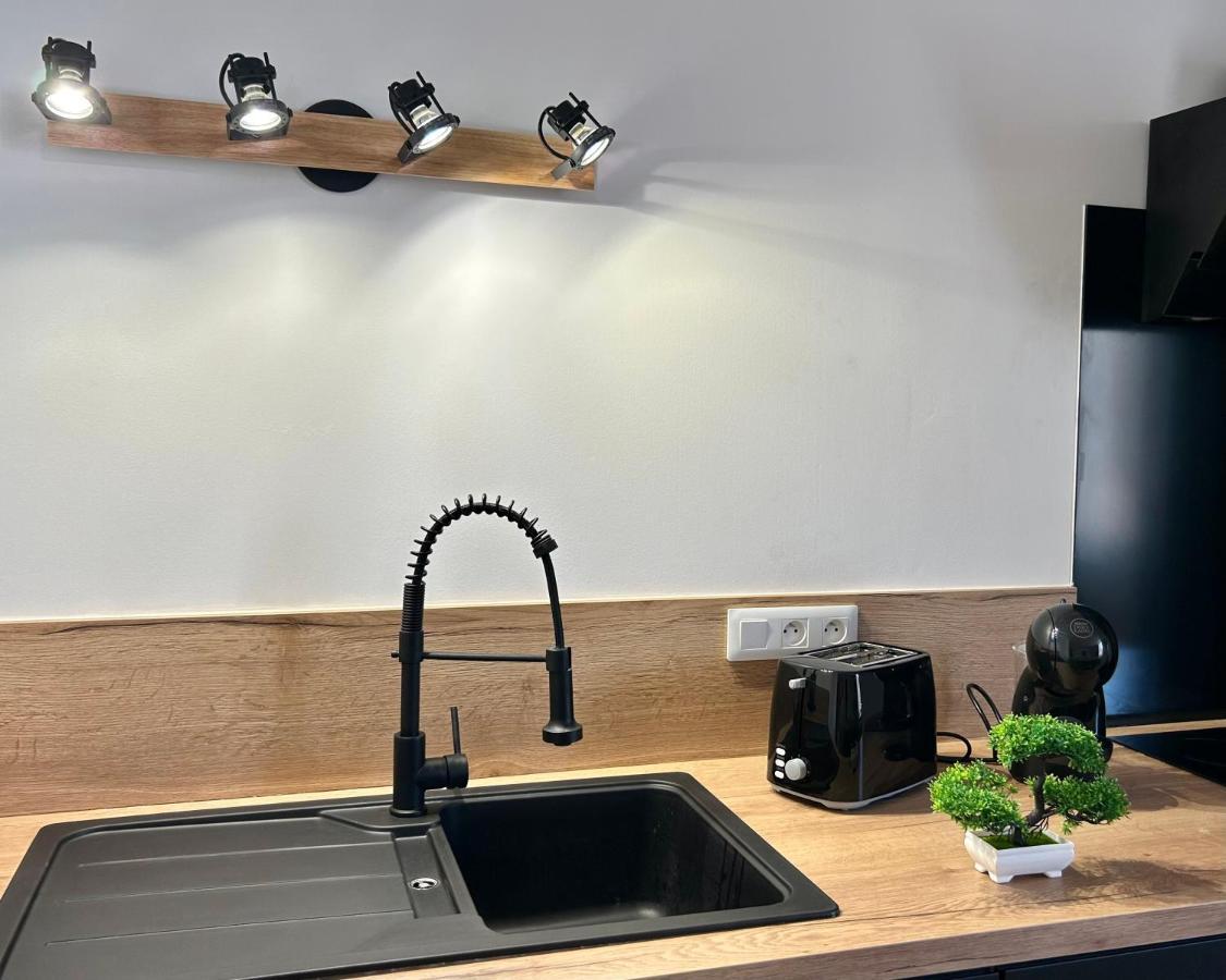 Appartamento Le Contemporain Saint-Laurent-sur-Saone Esterno foto